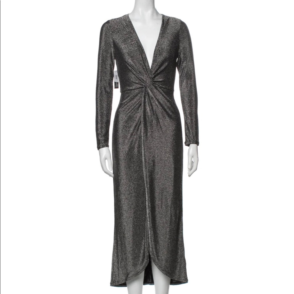 Reformation XS long sleeved v neck dress